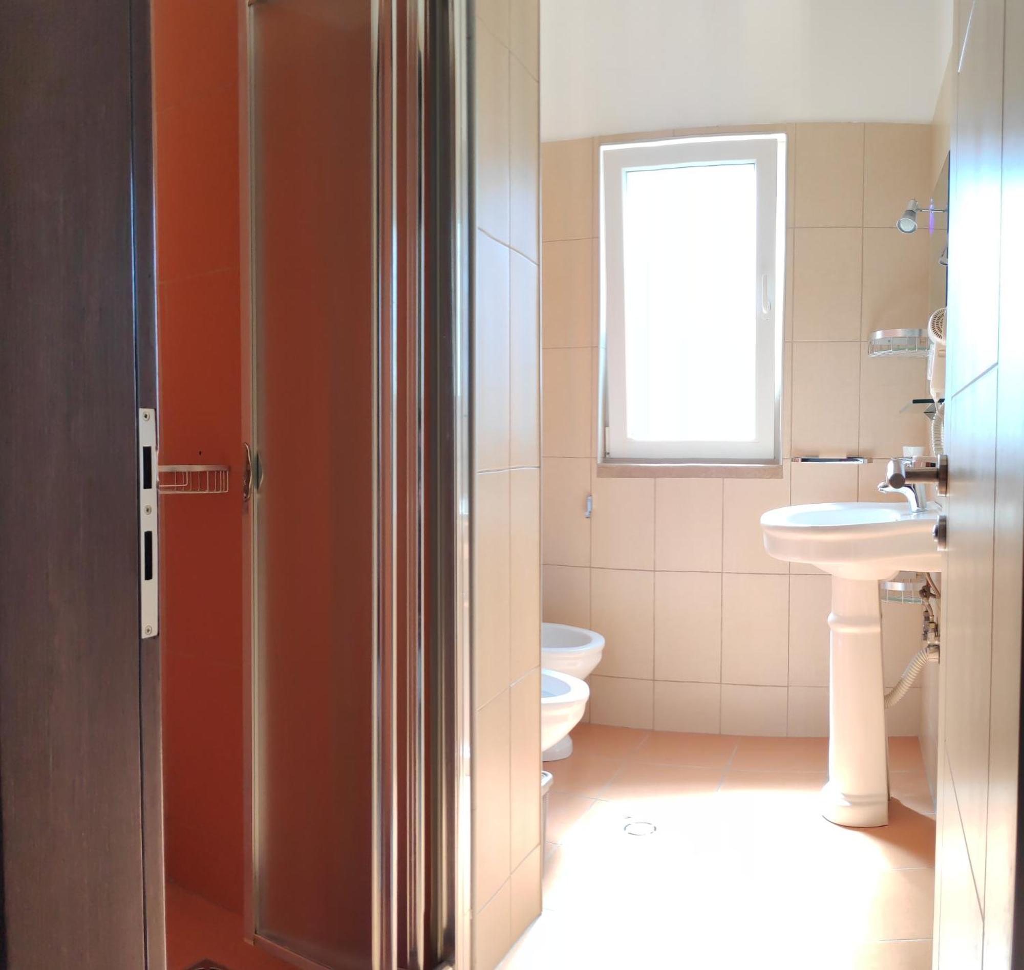 Aparthotel Paja Ksamil Buitenkant foto